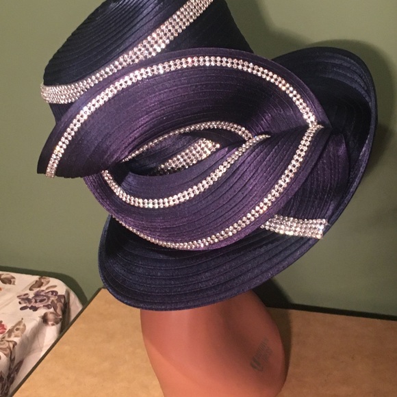 STUNNING NEW CHARM NY Navy Blue CHURCH HAT DERBY - Picture 2 of 6